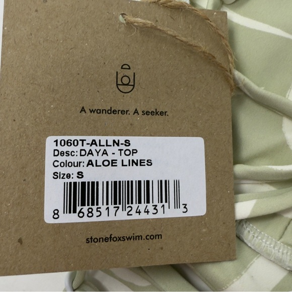 Stone Fox Swim Daya Bikini Top Strappy Crossback Plunging Neck Aloe Lines Size S - Picture 7 of 11